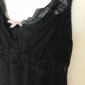 Black lacey nightgown/ slip dress